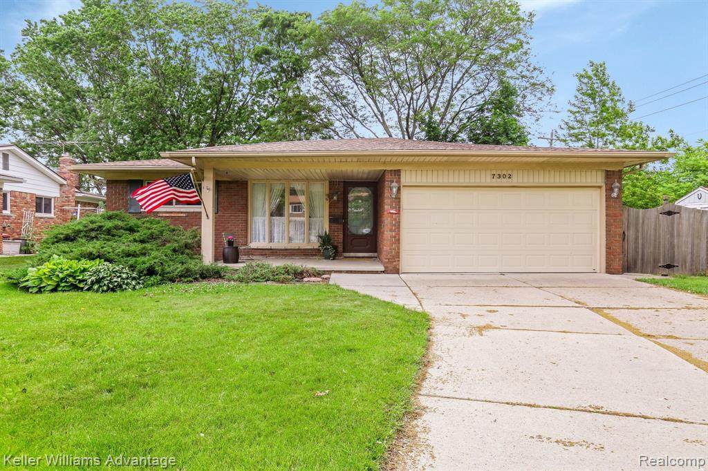 7302 Hillsboro Crt - Photo 1