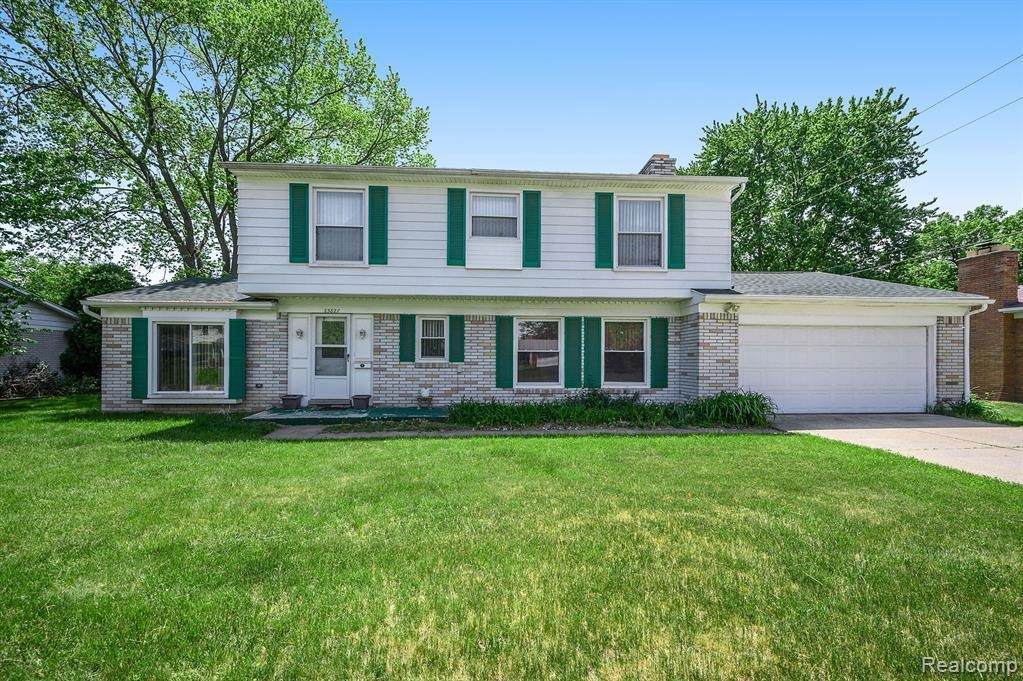 23827 Clarkson St - Photo 1