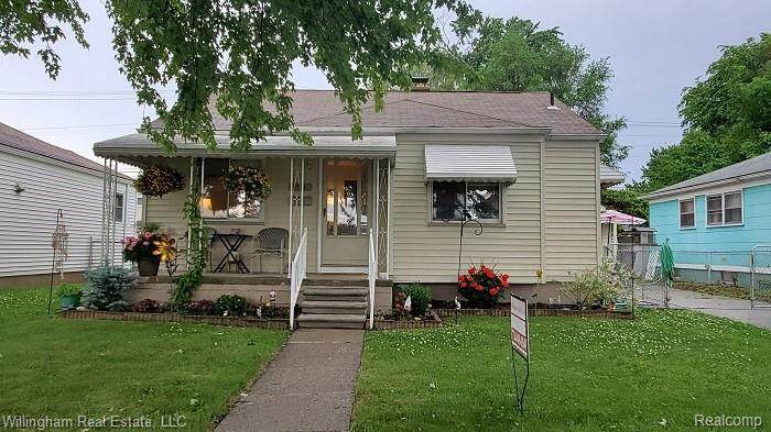 1760 Richmond Ave - Photo 1