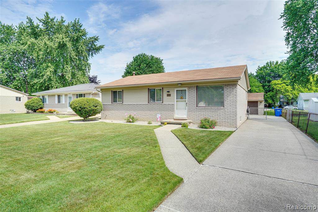13267 Brainbridge Ave - Photo 1