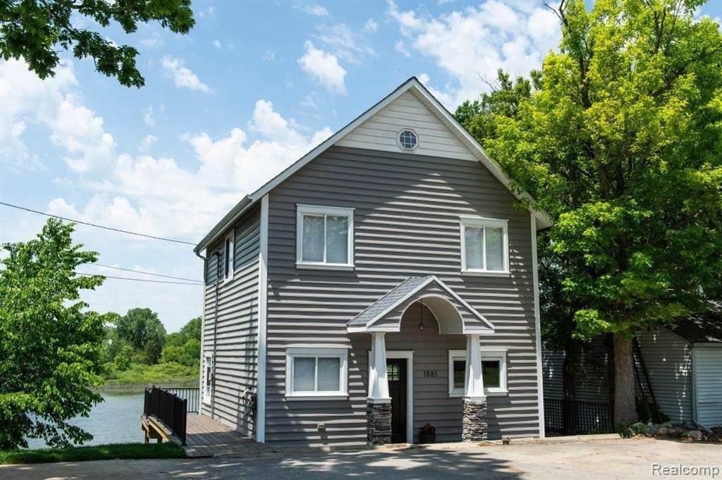 1881 Maxfield Rd - Photo 1