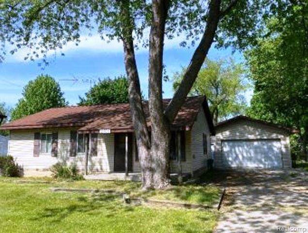 2305 Pauline Dr - Photo 1