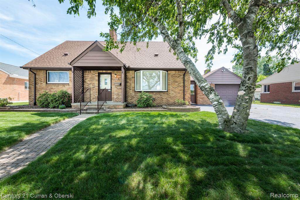 6960 Lamphere St - Photo 1