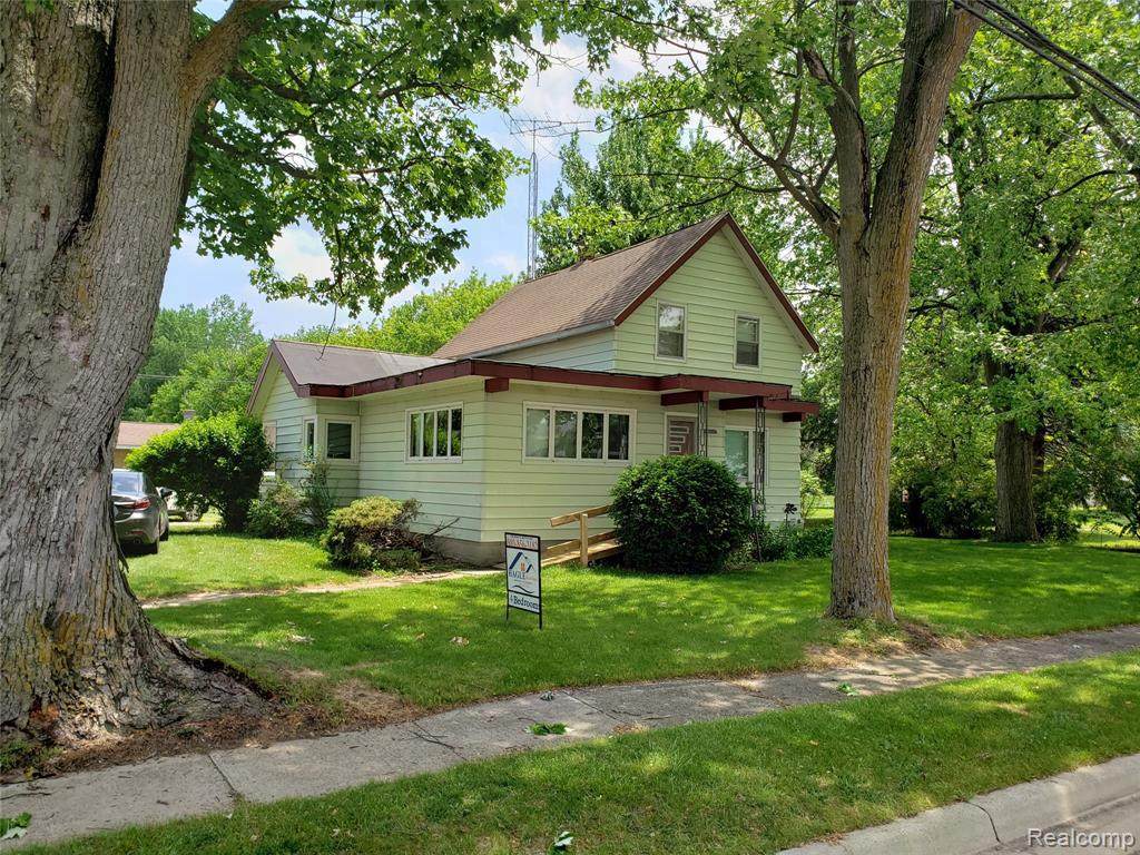 163 Main St - Photo 1