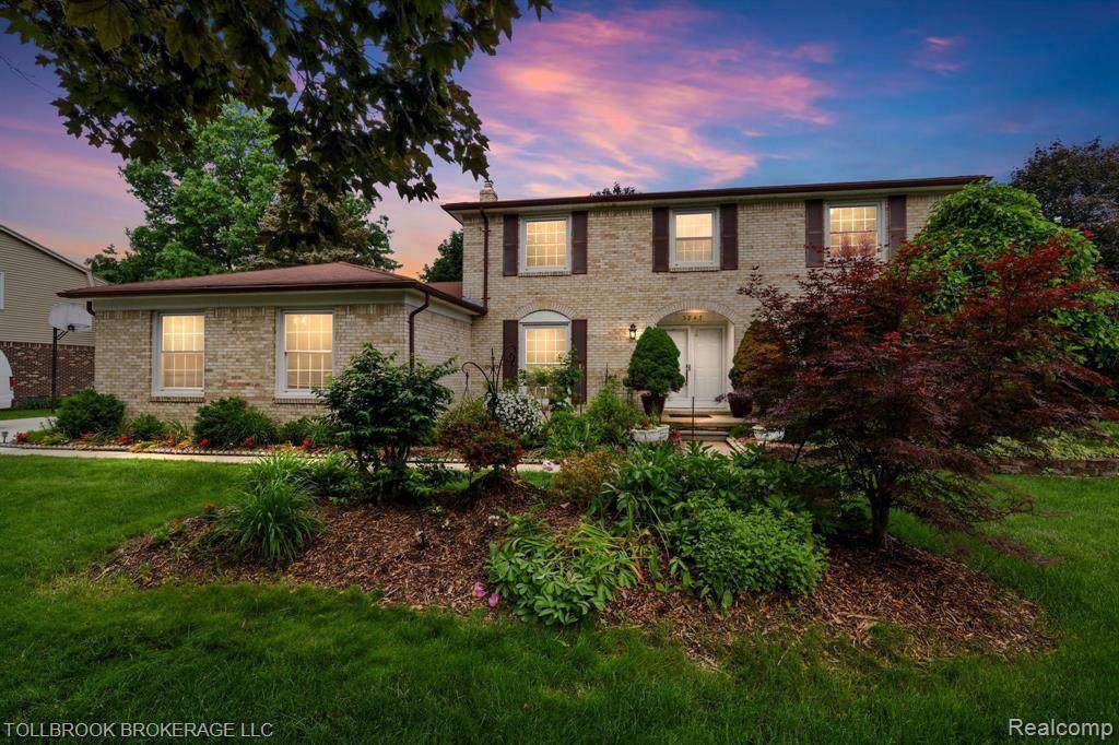 3843 Burkoff Dr - Photo 1