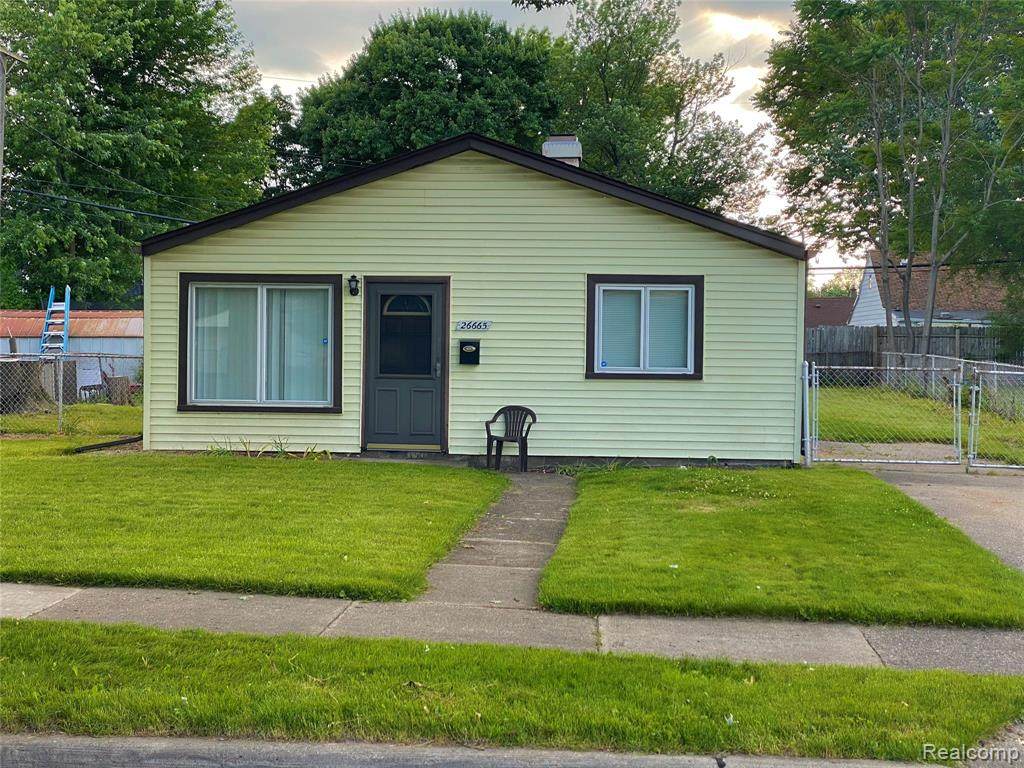 26665 Townley St - Photo 1