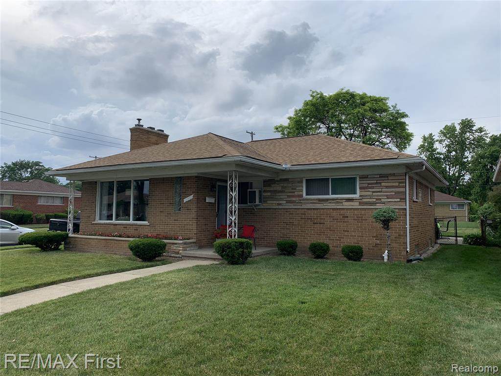 16405 Collinson Ave - Photo 1