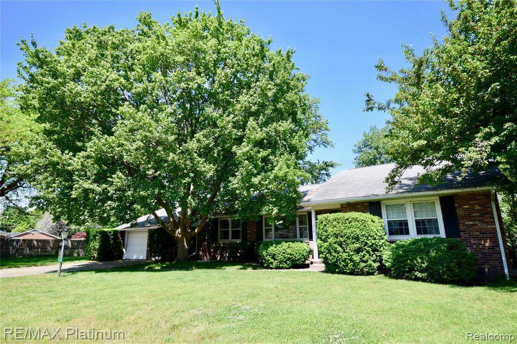 519 Cherry St - Photo 1