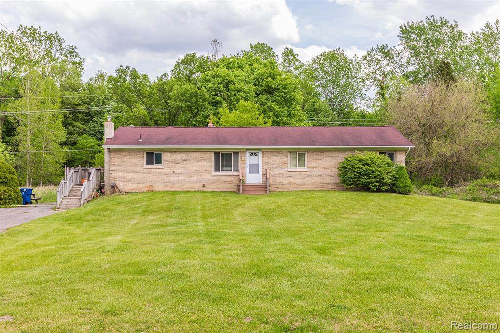 13169 Rawsonville Rd - Photo 1