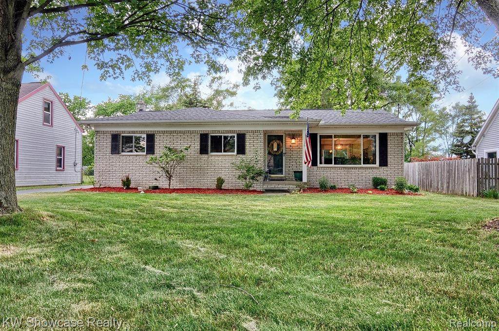 11203 Stark Rd - Photo 1