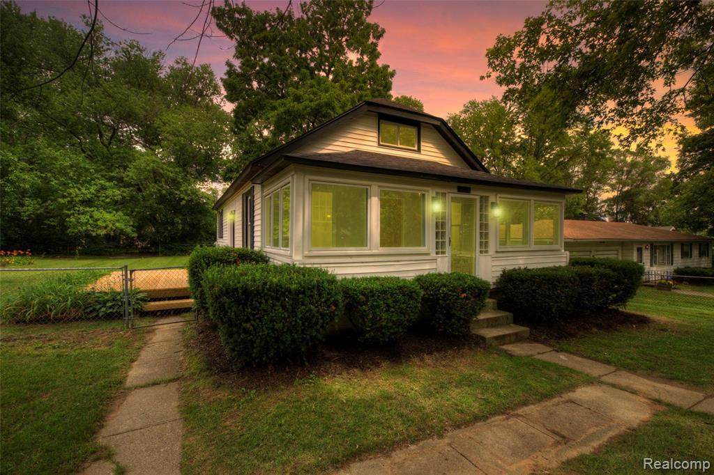 1545 Tanfield St - Photo 1