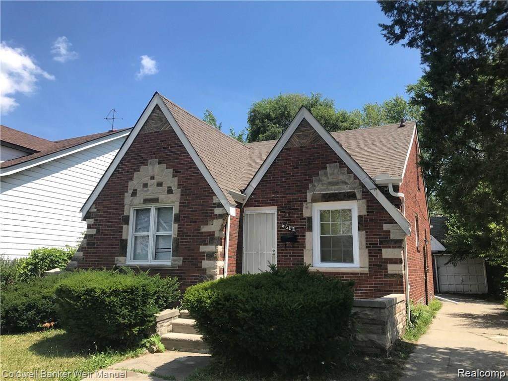 4682 Beaconsfield St - Photo 1