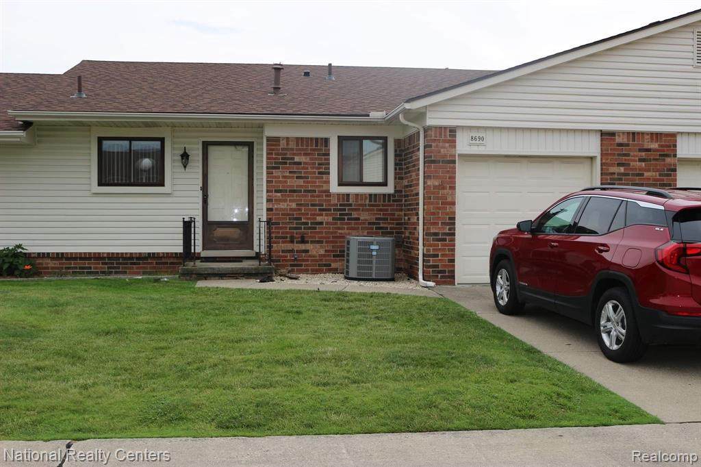 8690 Texas Crt - Photo 1