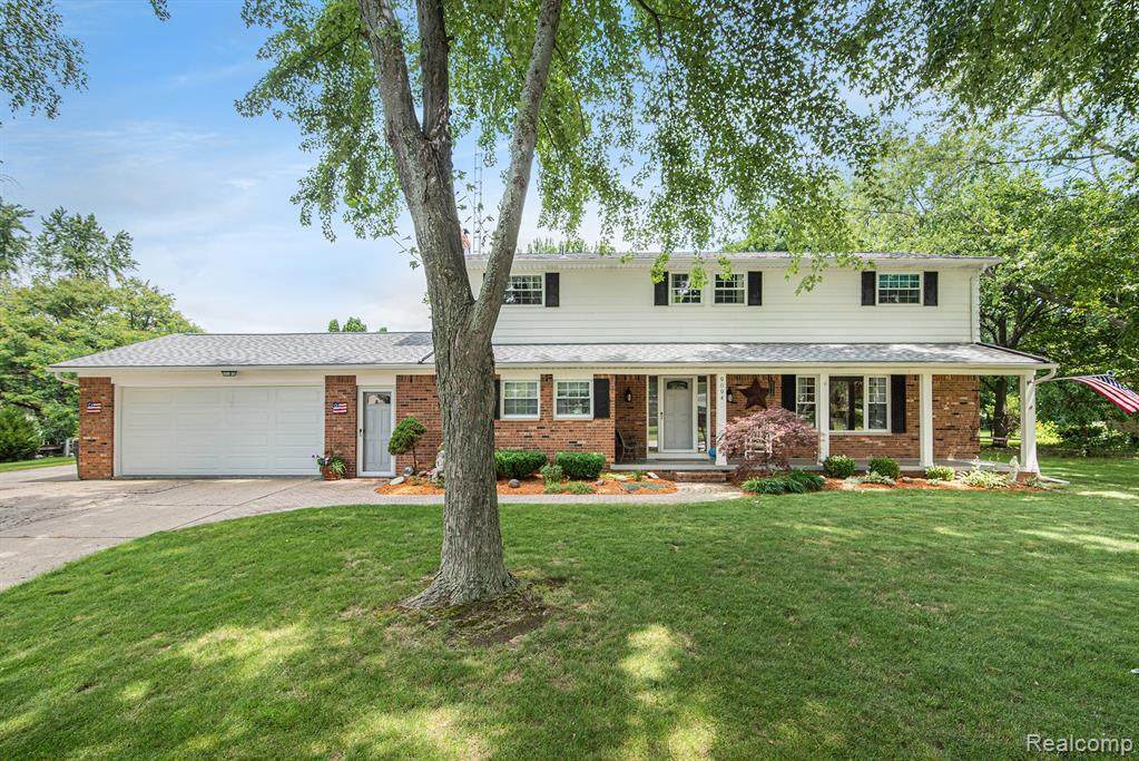 9094 Saddle Horn Dr - Photo 1