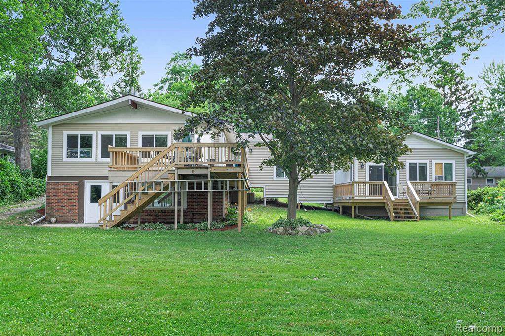 6328 Restwood Dr - Photo 1