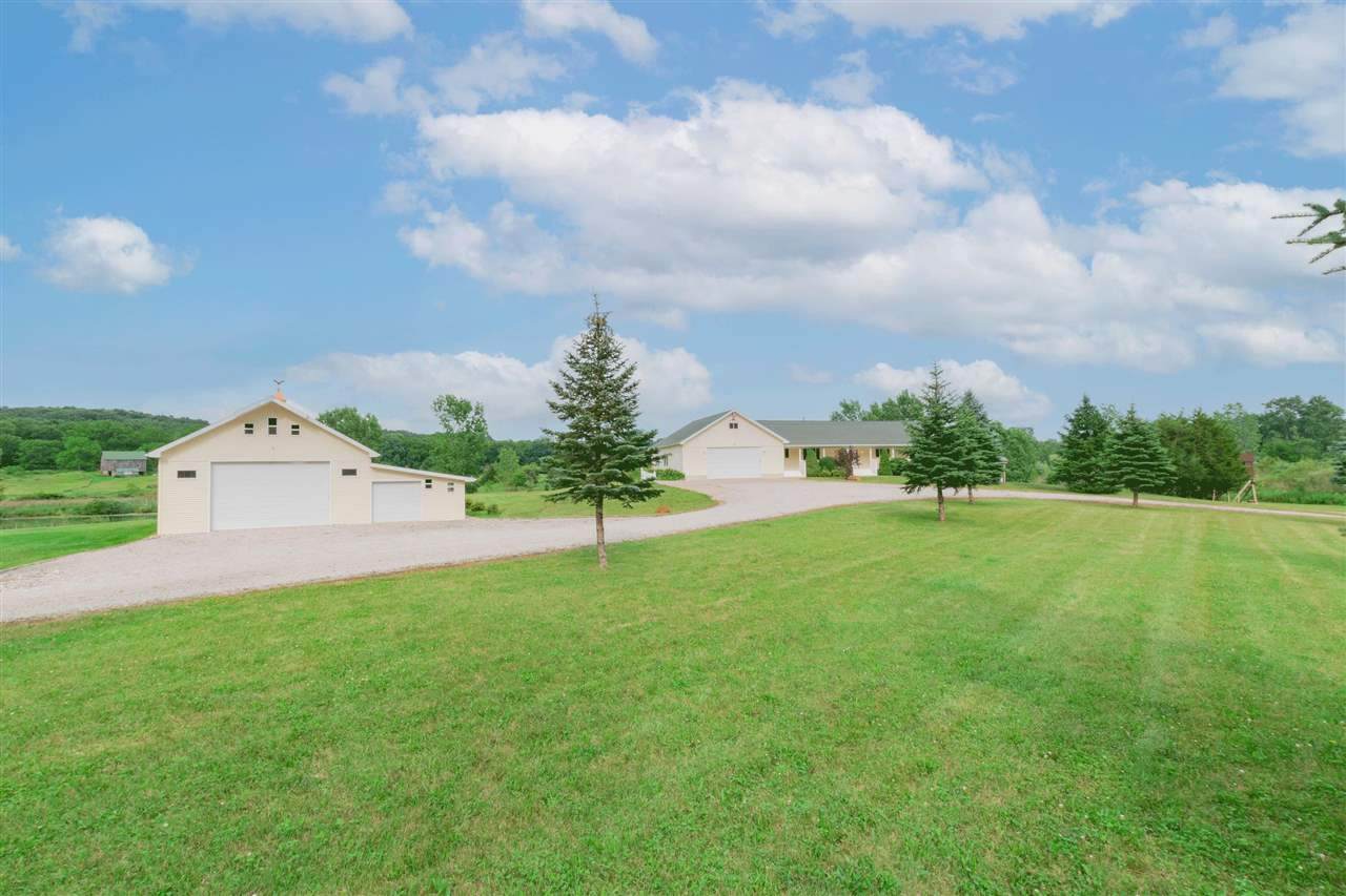 9920 Vonnie Dr - Photo 1