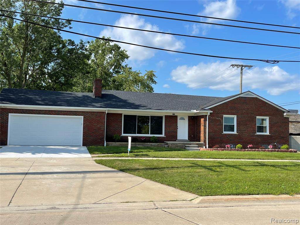 5775 19 MILE RD - Photo 1