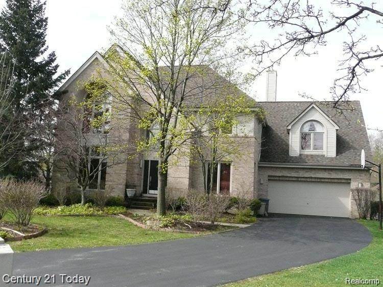6025 Lakemoor Crt - Photo 1