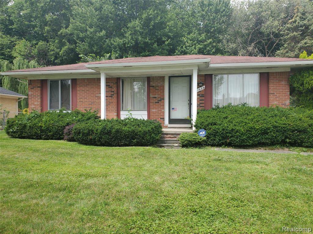 41639 Coulon Dr - Photo 1