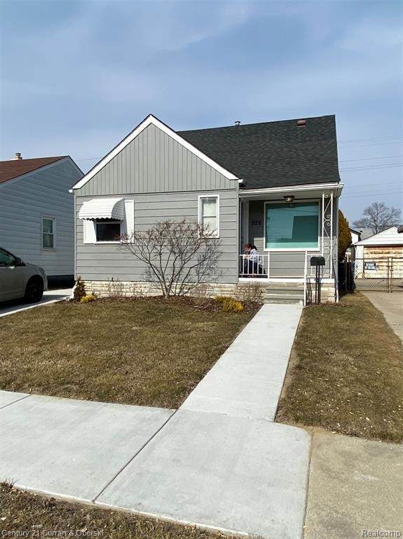 926 Cleveland Ave - Photo 1