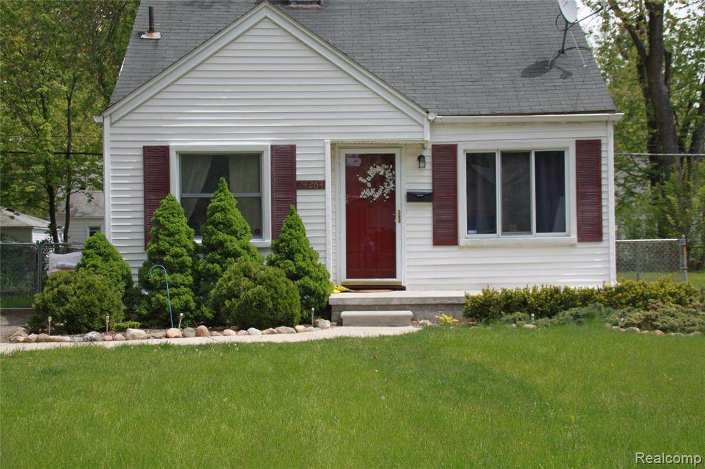 24264 Cloverlawn St - Photo 1