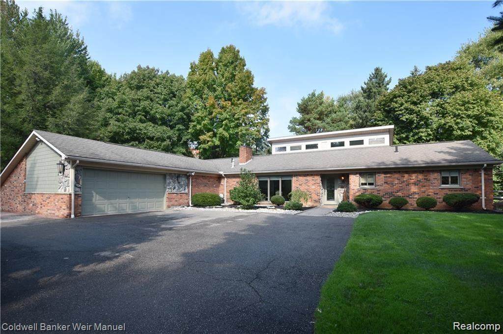 6448 Tutbury Ln - Photo 1