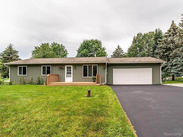 3825 Loch Dr - Photo 1