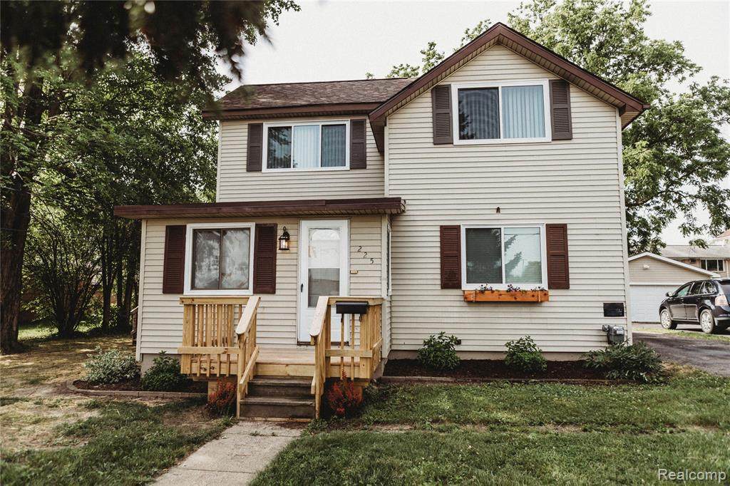 225 Elizabeth Lake Rd - Photo 1