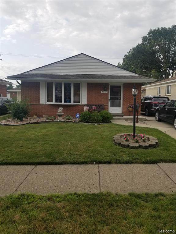 24743 Hass St - Photo 1