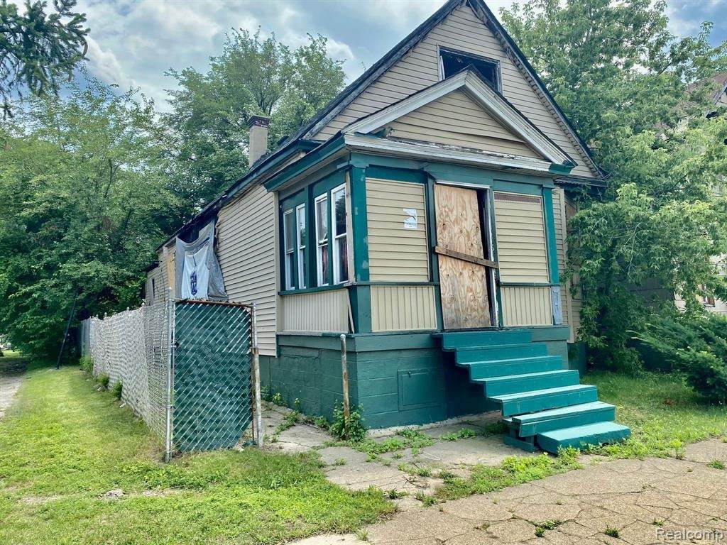 8417 Melville St - Photo 1