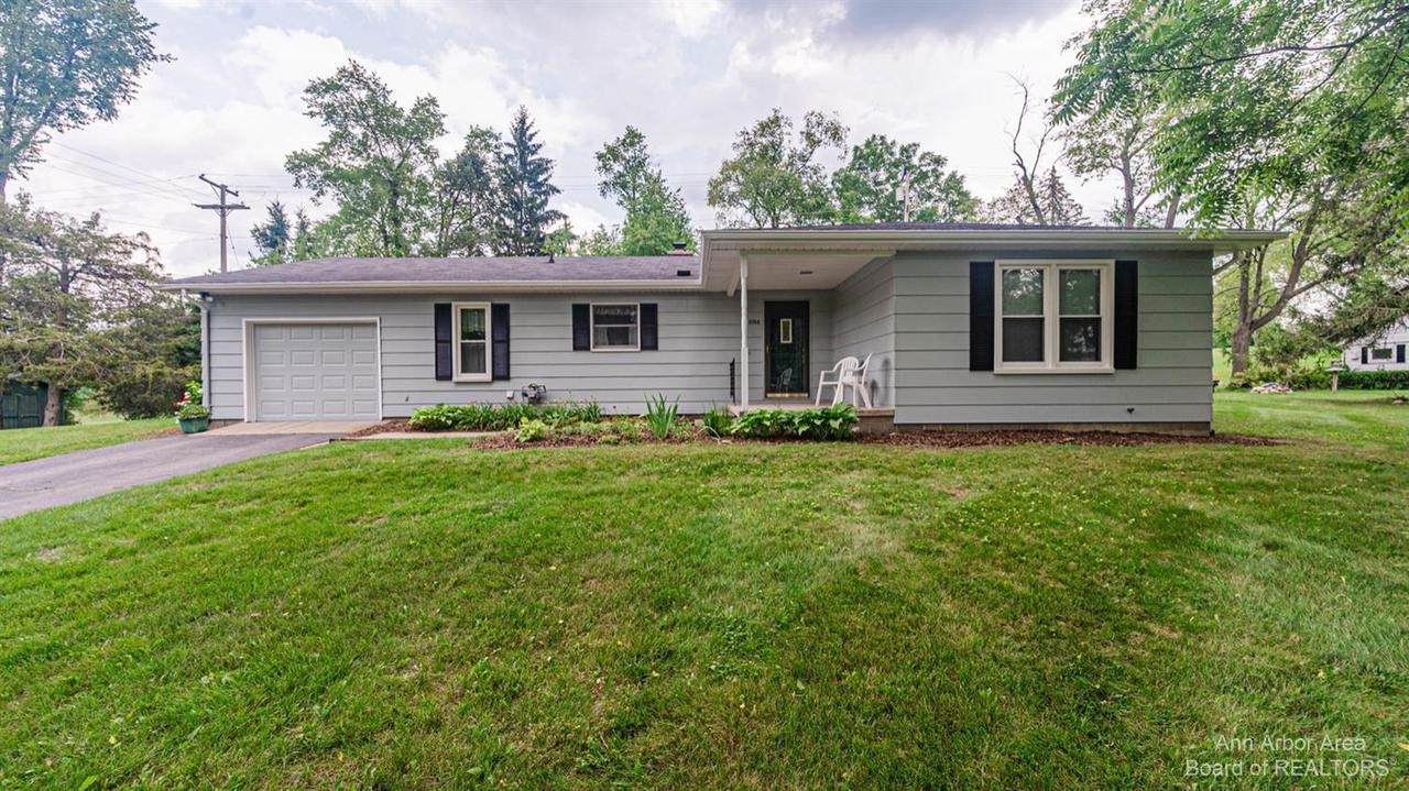 6760 Lombardy Dr - Photo 1