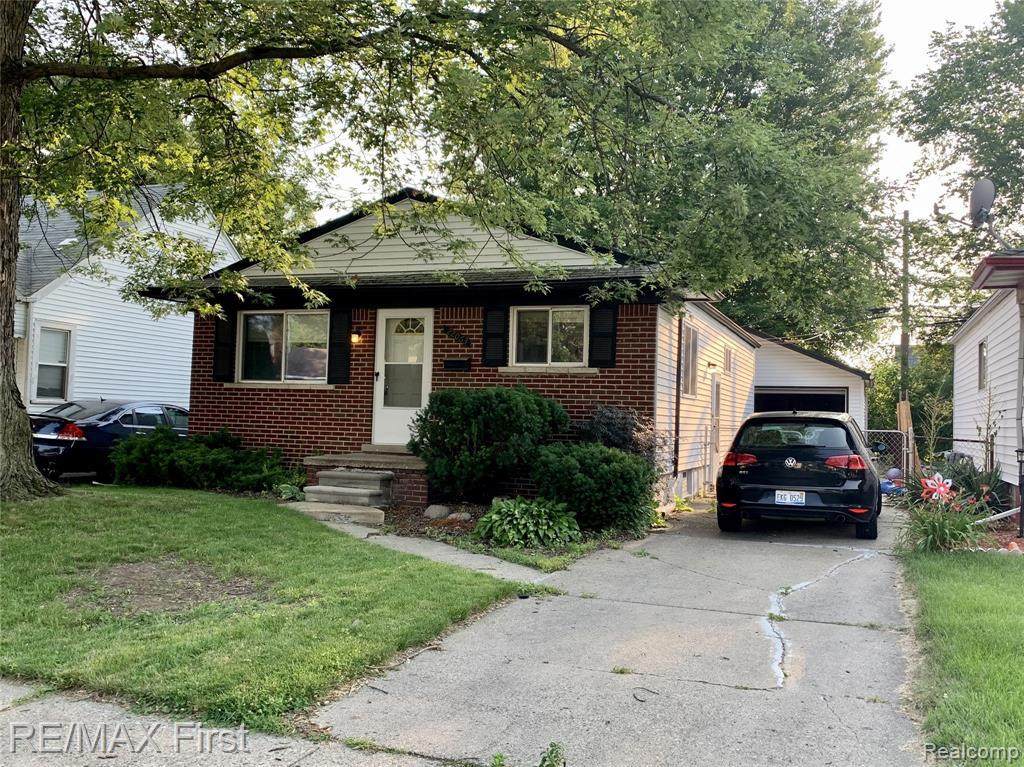 22063 David Ave - Photo 1
