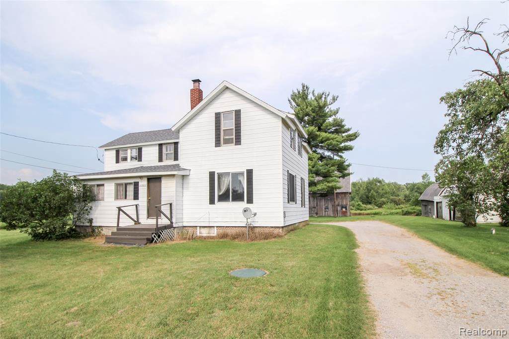 10365 East Rd - Photo 1
