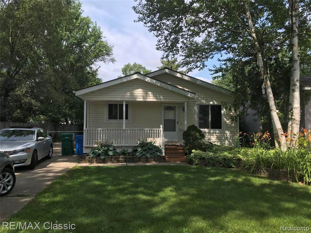 5643 Kalkaska St - Photo 1