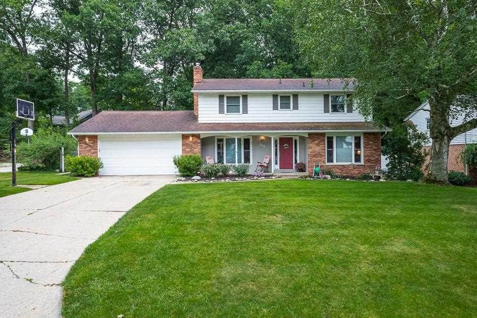 2117 Cascade Dr - Photo 1