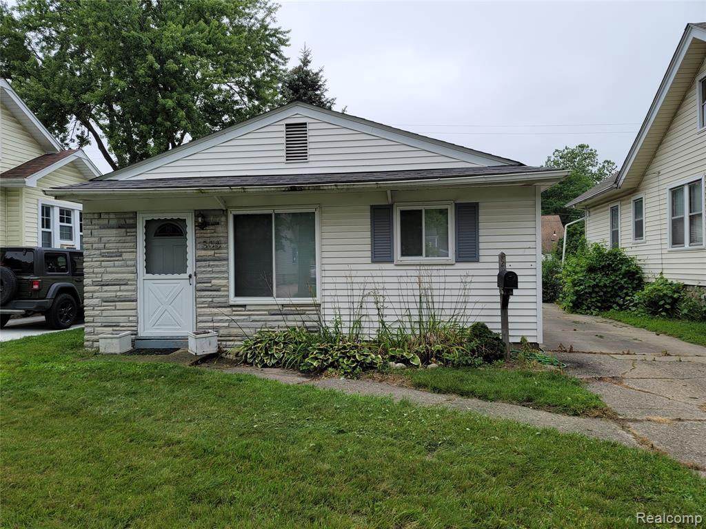 500 Kenwood Ave - Photo 1