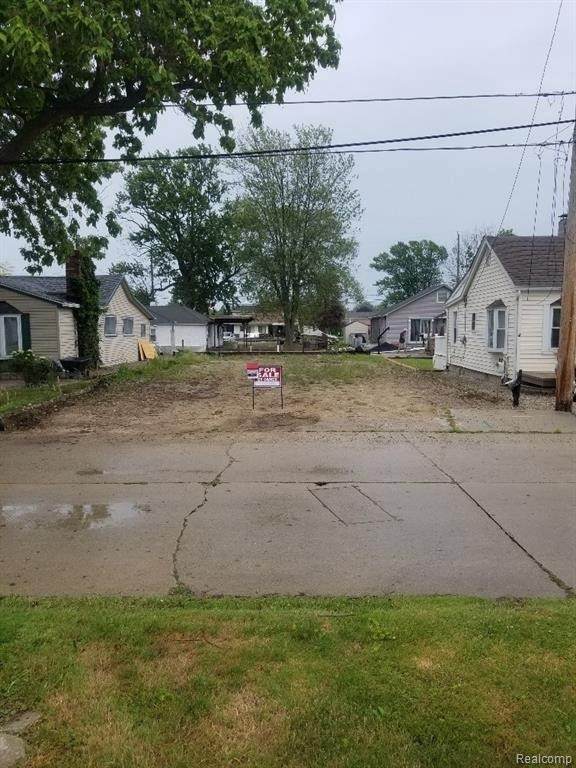 37924 Maplehill St - Photo 1
