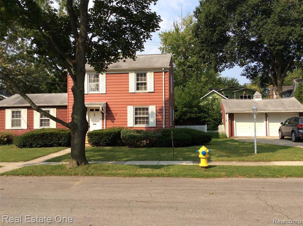 1070 Lincoln Crt - Photo 1