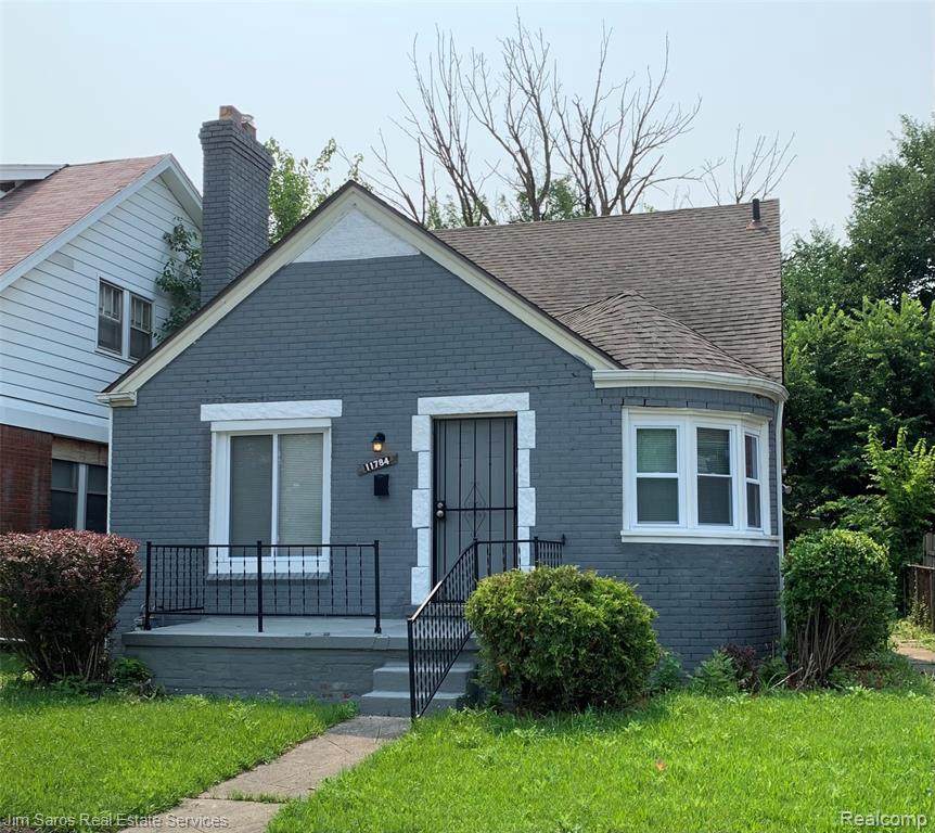 11784 Outer Dr - Photo 1