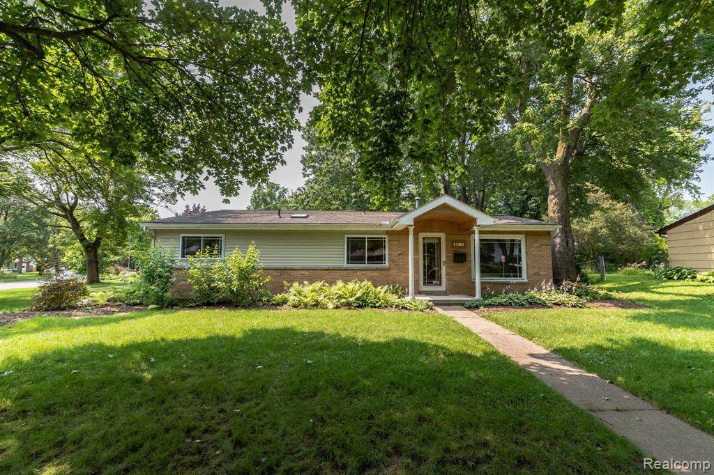 2612 Towner Blvd - Photo 1