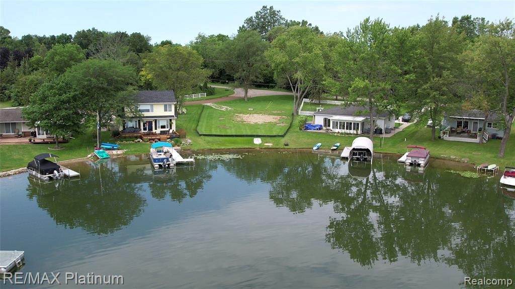 10576 Runyan Lake Crt - Photo 1