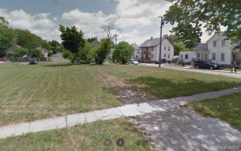 728 4TH ST - Photo 1