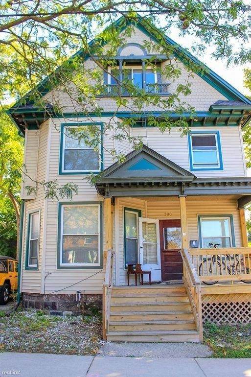 300 Jefferson St - Photo 1