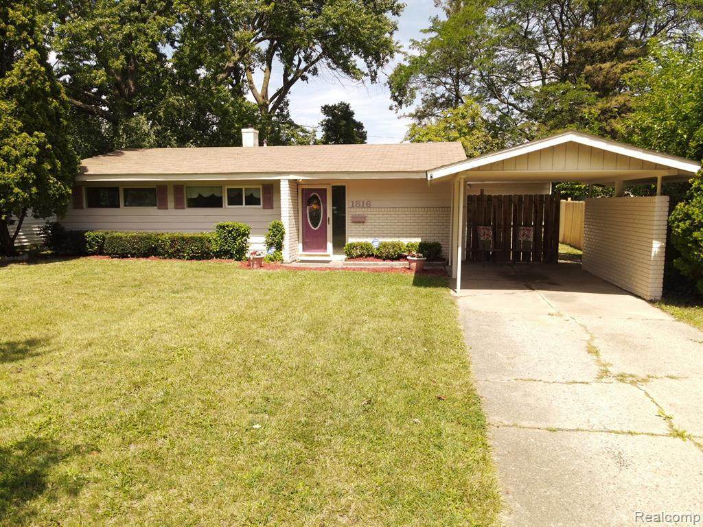 1816 Park Forest Dr - Photo 1