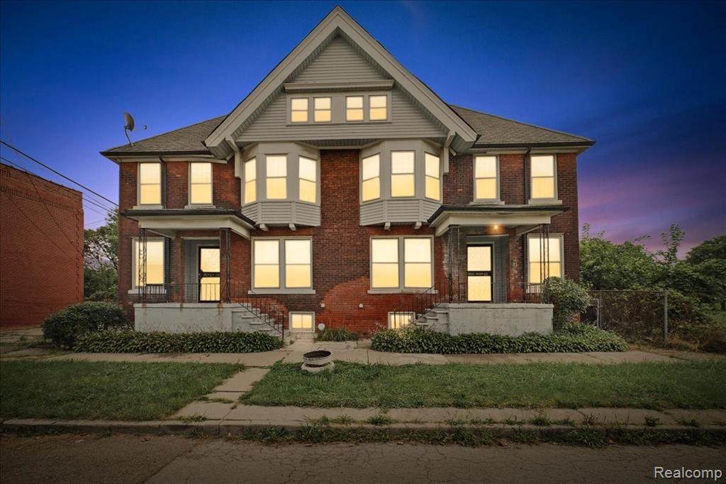 2031 Antoinette St - Photo 1