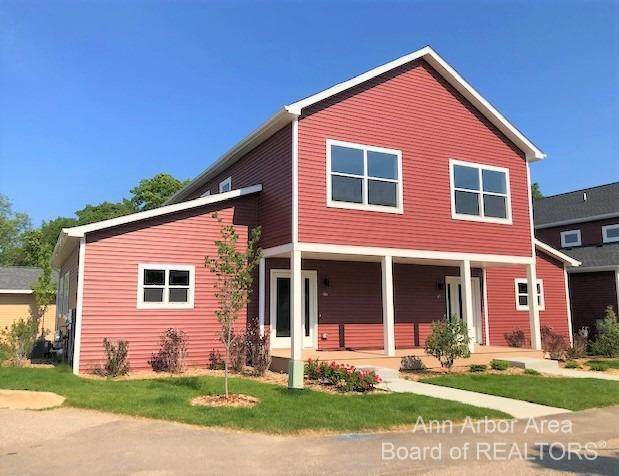 560 Little Lake Drive - Photo 1