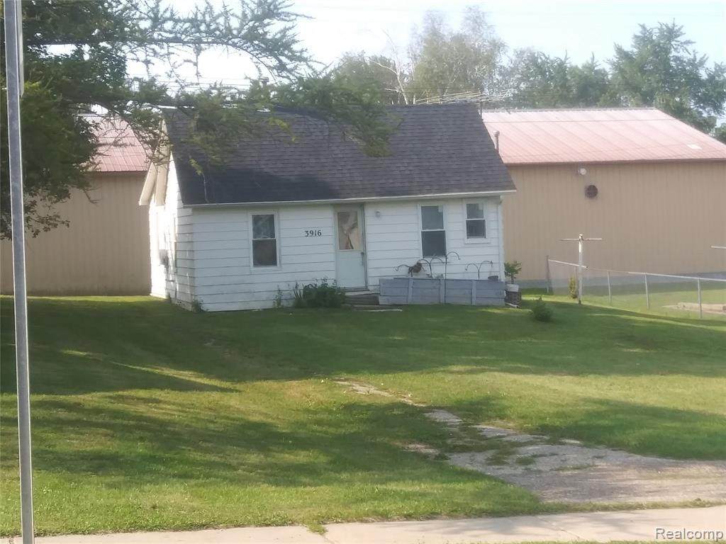 3916 Chandler - Photo 1