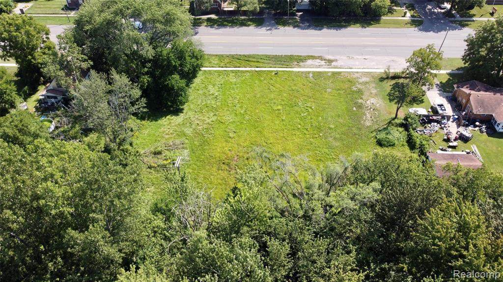 000 Inkster Rd - Photo 1