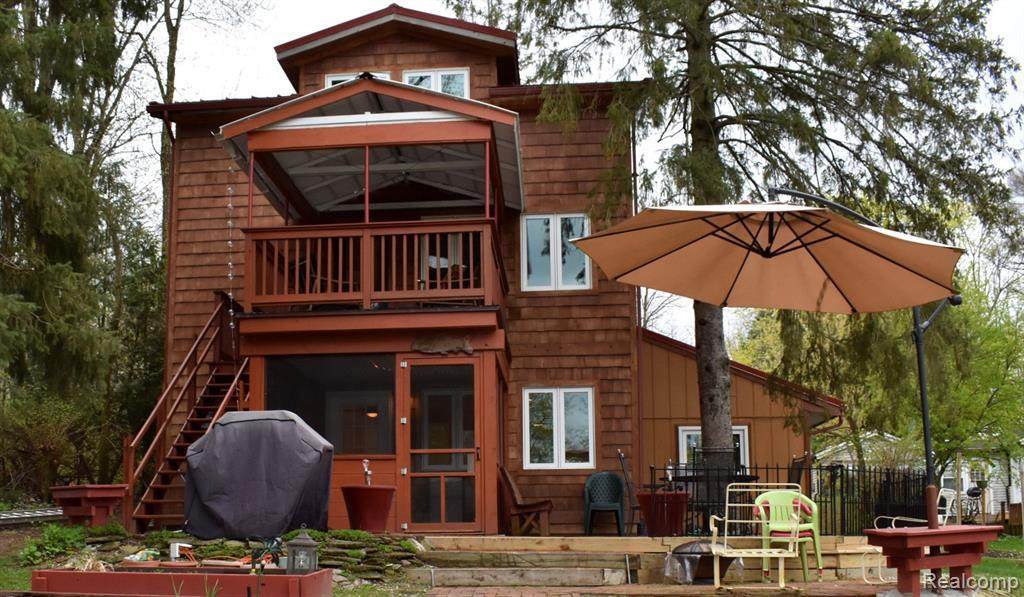 4427 Cornwell - Photo 1