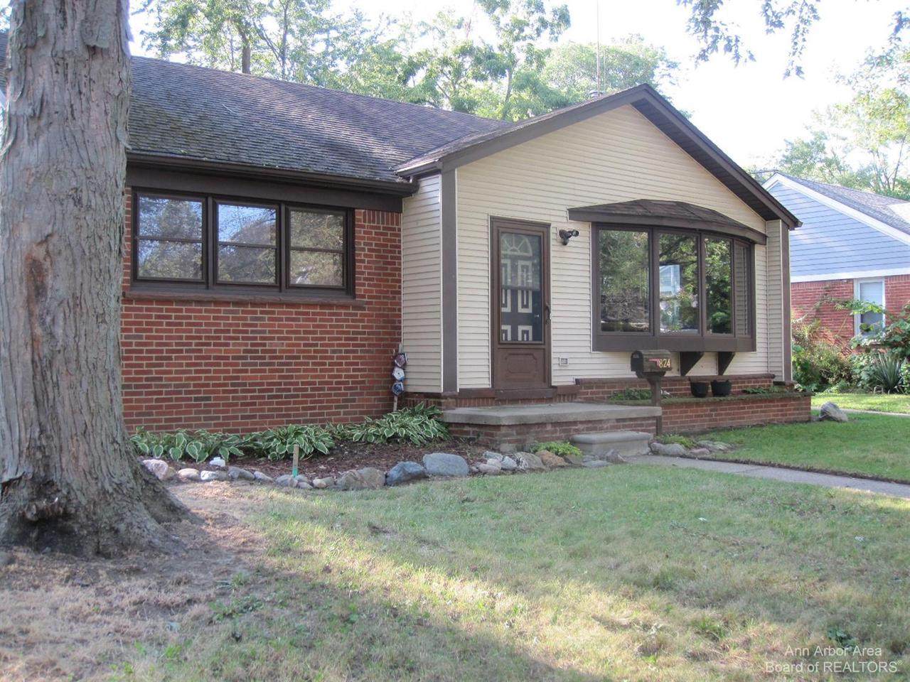 824 Hewett Drive Dr - Photo 1